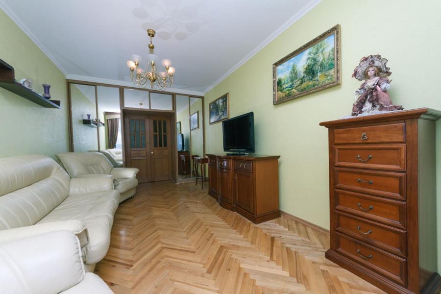 Apartment On Volodymirska 73 Street Kiev Eksteriør billede